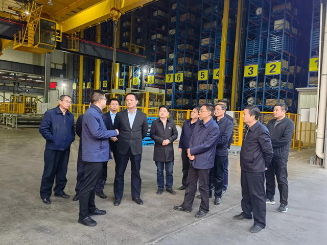 铜川市人民政府考察团一行到28圈加拿大铝业参观考察