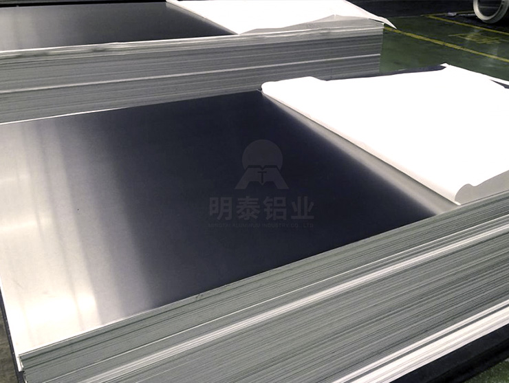 28圈加拿大讲述汽车轻量化5754铝板有什么特点？