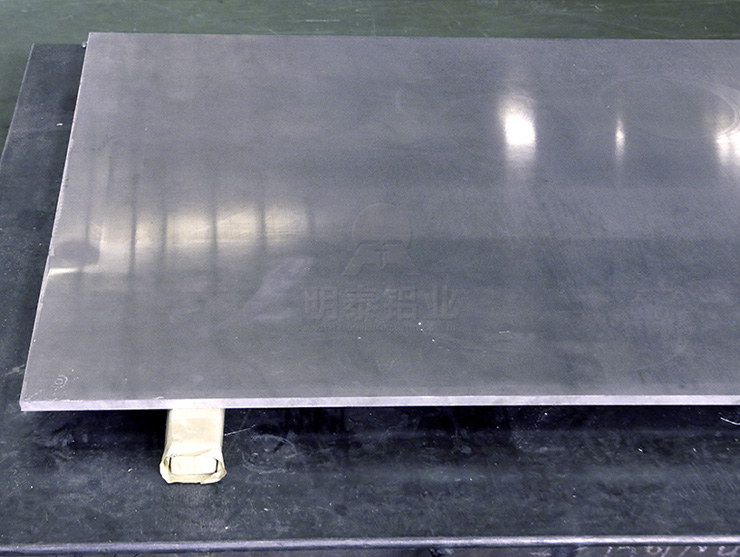 淬火、拉伸铝板
